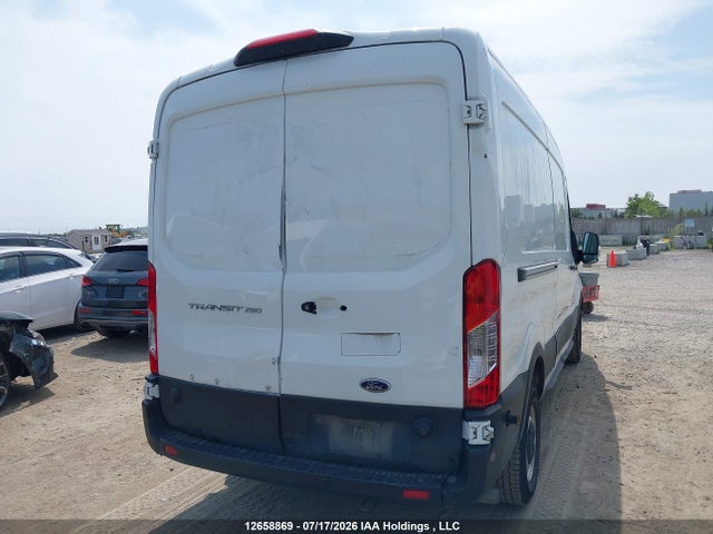 Ford Transit T-250 2020 1FTBR1C82LKB47970 Image 4