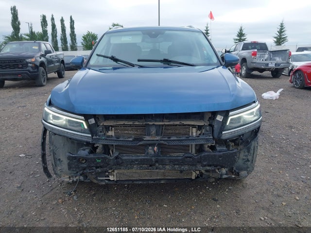 3VV4B7AX0JM192083 Volkswagen Tiguan Highline