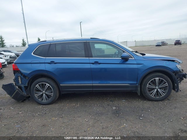 3VV4B7AX0JM192083 Volkswagen Tiguan Highline