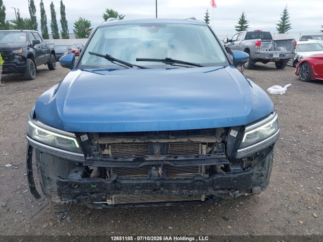 3VV4B7AX0JM192083 Volkswagen Tiguan Highline