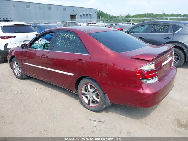 2005 Toyota Camry Le/se მანქანა იყიდება აუქციონზე, vin: 4T1BE32K55U047272, აუქციონის ნომერი: 12658875