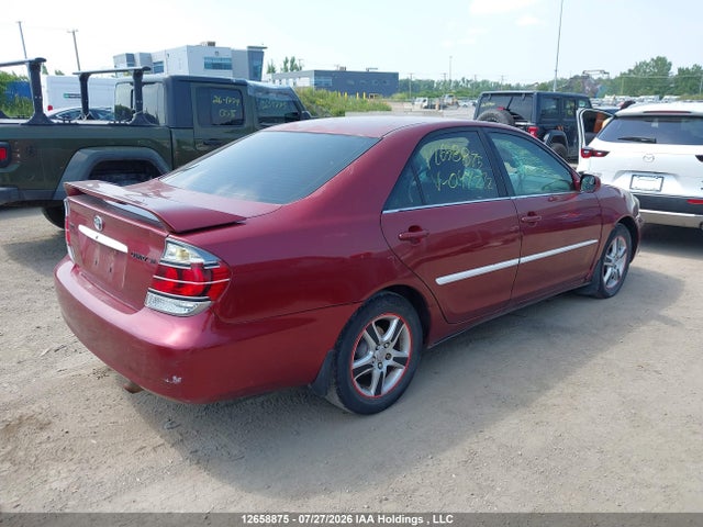 2005 Toyota Camry Le/se მანქანა იყიდება აუქციონზე, vin: 4T1BE32K55U047272, აუქციონის ნომერი: 12658875