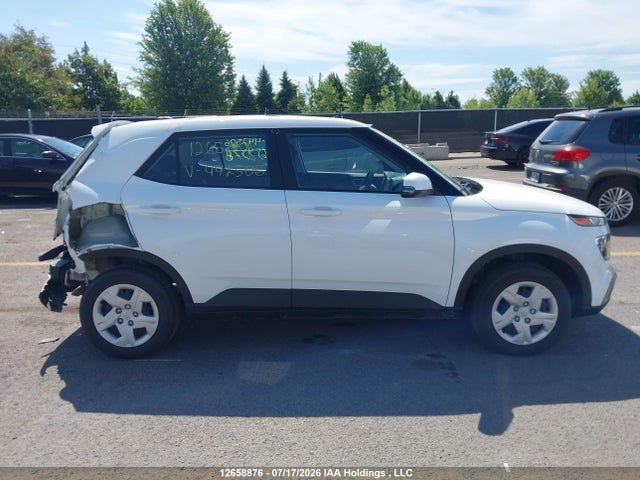 Hyundai Venue Essential 2026 KMHRB8A32TU442506 Image 14