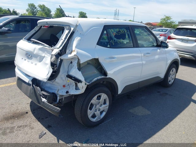 Hyundai Venue Essential 2026 KMHRB8A32TU442506 Image 4