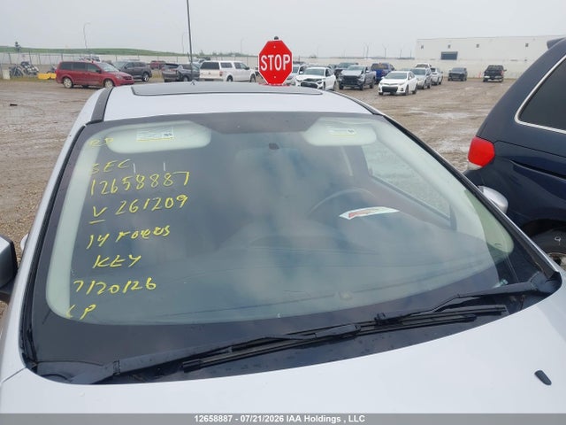 2014 Ford Focus Titanium მანქანა იყიდება აუქციონზე, vin: 1FADP3N27EL261209, აუქციონის ნომერი: 12658887