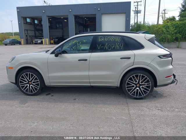 Porsche Cayenne 2024 WP1AA2AY0RDA07164 Image 15