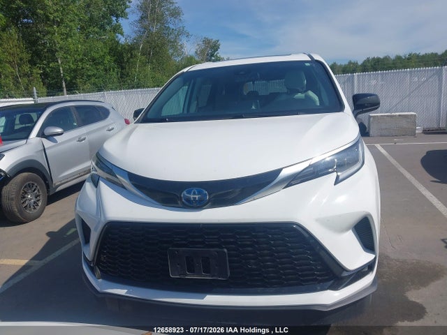 2021 Toyota Sienna Xse 7-passenger მანქანა იყიდება აუქციონზე, vin: 5TDGSKFC7MS033926, აუქციონის ნომერი: 12658923