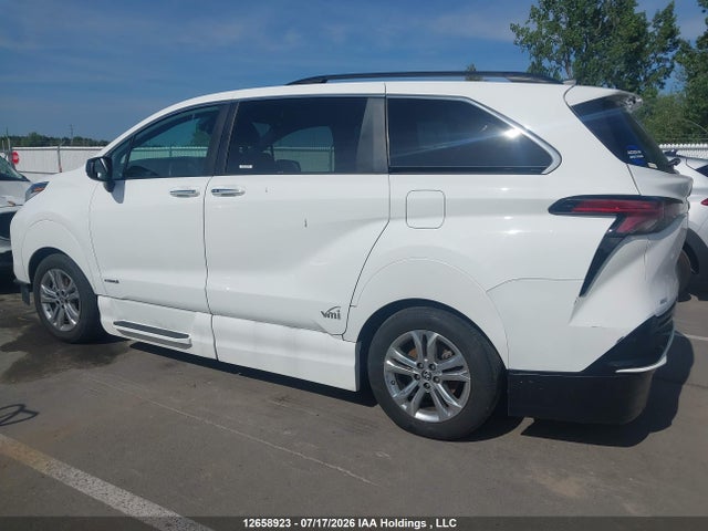 5TDGSKFC7MS033926 Toyota Sienna Xse 7-passenger