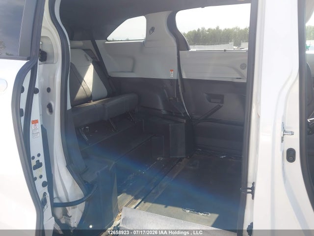 2021 Toyota Sienna Xse 7-passenger მანქანა იყიდება აუქციონზე, vin: 5TDGSKFC7MS033926, აუქციონის ნომერი: 12658923