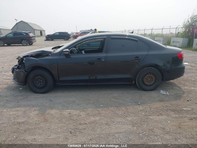 2015 Volkswagen Jetta S მანქანა იყიდება აუქციონზე, vin: 3VW2K7AJXFM202916, აუქციონის ნომერი: 12658929