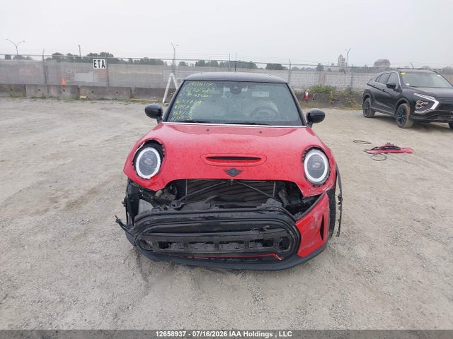 12658937 :رقم المزاد ، WMW13DJ05P2U14114 vin ، 2023 Mini Cooper Se مزاد بيع