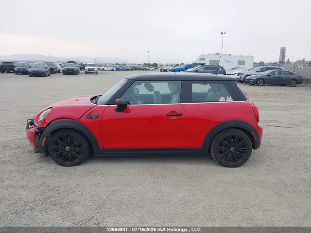 12658937 :رقم المزاد ، WMW13DJ05P2U14114 vin ، 2023 Mini Cooper Se مزاد بيع