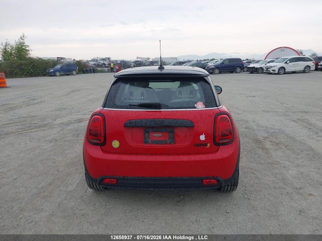 12658937 :رقم المزاد ، WMW13DJ05P2U14114 vin ، 2023 Mini Cooper Se مزاد بيع