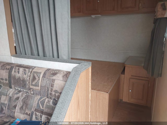 Продажа на аукционе авто 2003 Trailer Salem, vin: 4X4TSMF243T102048, номер лота: 12658968