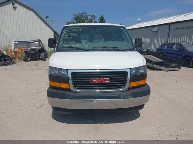 GMC Savana G2500 2018 1GTW7AFG4J1300538 Image 12