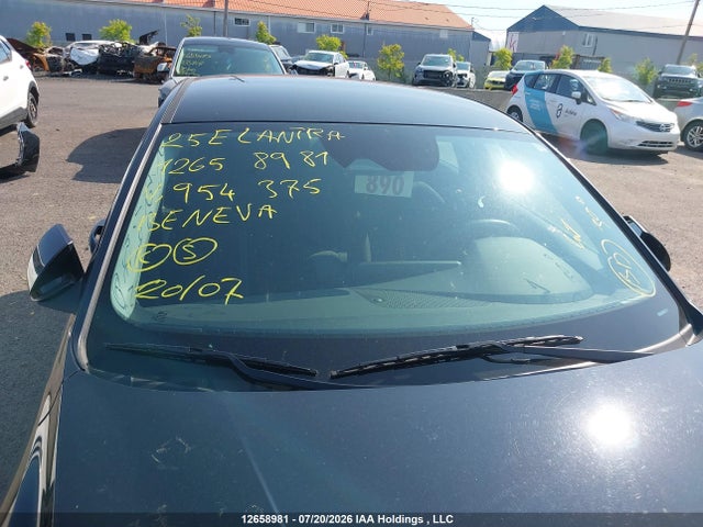 Hyundai Elantra Essential 2025 KMHLM4DG1SU954375 Image 18