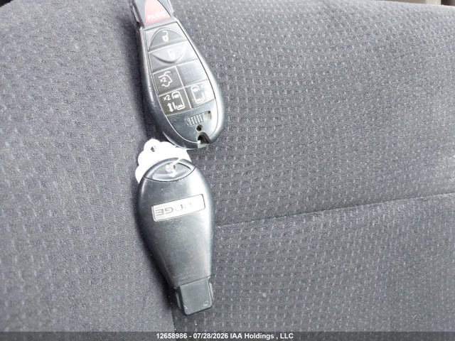 Продаж на аукціоні авто 2011 Dodge Grand Caravan Crew, vin: 2D4RN5DG0BR654036, номер лоту: 12658986
