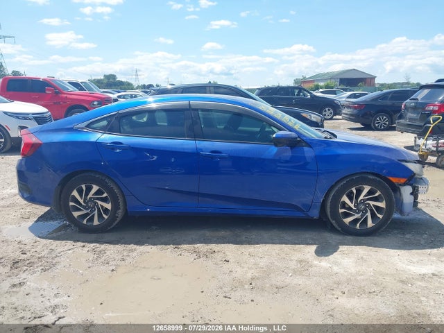 Продаж на аукціоні авто 2018 Honda Civic Ex, vin: 2HGFC2F83JH012927, номер лоту: 12658999
