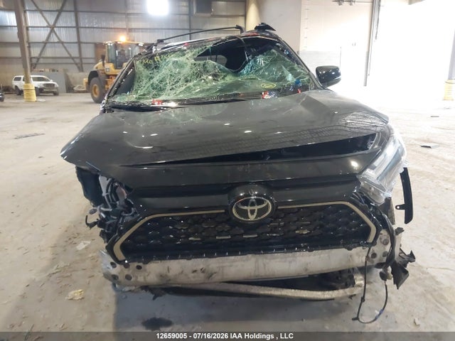 Toyota RAV4 XSE 2025 JTMGB3FVXSD259958 Image 12