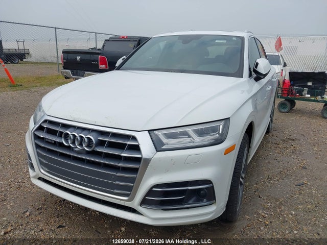WA1FNAFY1J2139438 Audi Q5 Technik S-line