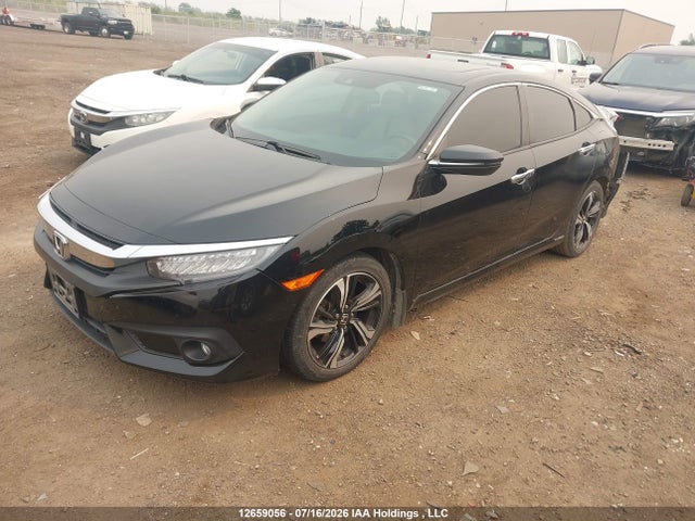 Honda Civic 2018 2HGFC1F92JH107448 Image 2