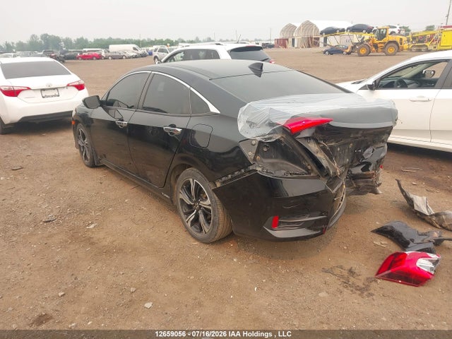 Honda Civic 2018 2HGFC1F92JH107448 Image 3