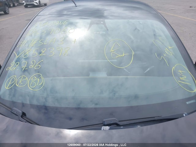 Продажа на аукционе авто 2021 Tesla Model 3, vin: 5YJ3E1EAXMF852398, номер лота: 12659060