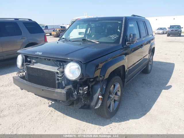 1C4NJRAB8FD197668 Jeep Patriot Sport/north