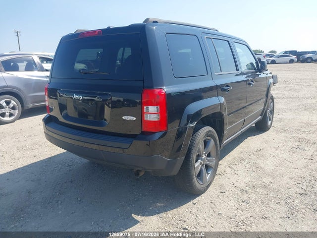 1C4NJRAB8FD197668 Jeep Patriot Sport/north