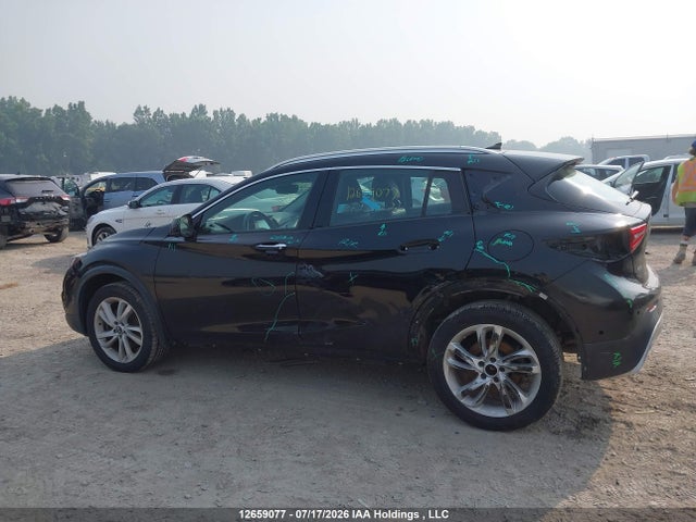 Infiniti QX30 2017 SJKCH5CR8HA017032 Image 15
