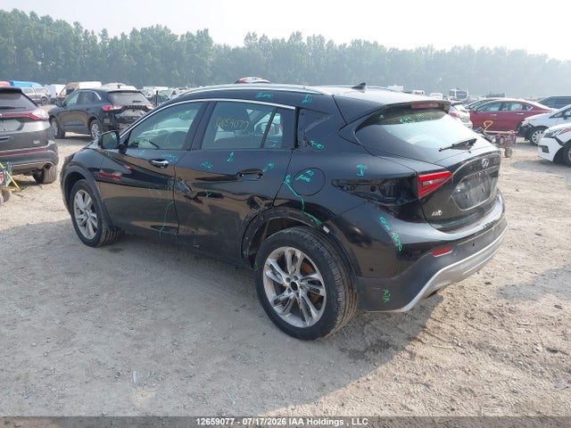 Infiniti QX30 2017 SJKCH5CR8HA017032 Image 3