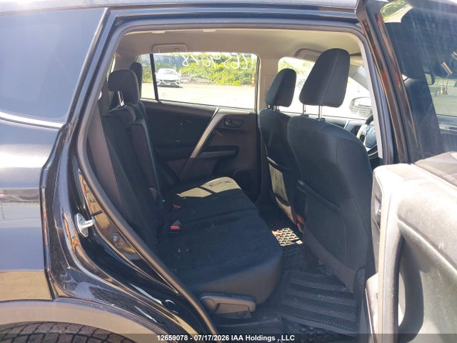 Продаж на аукціоні авто 2018 Toyota Rav4 Le, vin: 2T3ZFREV1JW501118, номер лоту: 12659078