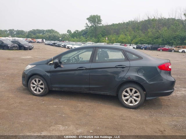 2011 Ford Fiesta Se მანქანა იყიდება აუქციონზე, vin: 3FADP4BJ7BM204276, აუქციონის ნომერი: 12659093