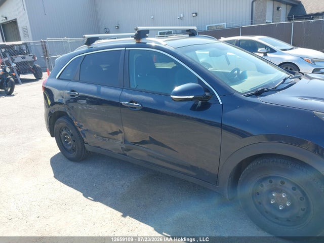 12659109 :رقم المزاد ، KNDCC3LC8J5157159 vin ، 2018 Kia Niro Ex/ex Premium مزاد بيع