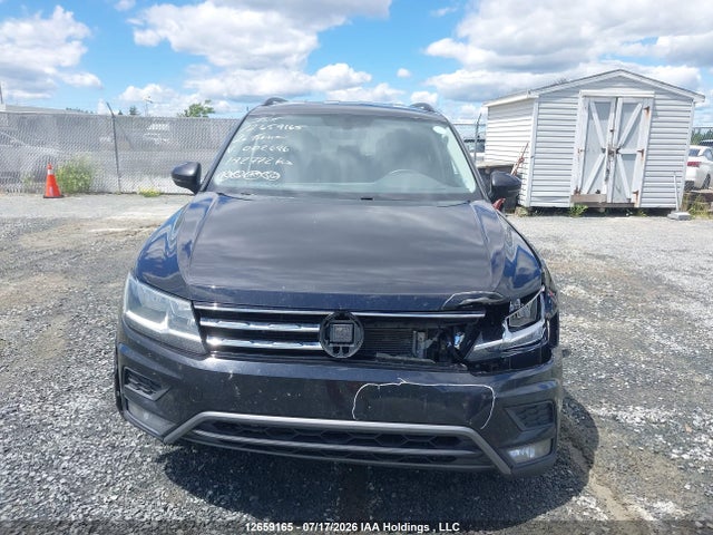 2020 Volkswagen Tiguan Comfortline/iq Drive მანქანა იყიდება აუქციონზე, vin: 3VV2B7AX2LM002696, აუქციონის ნომერი: 12659165