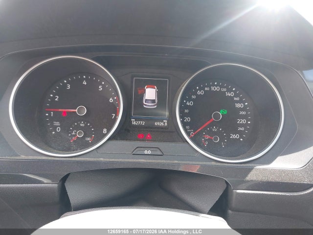 2020 Volkswagen Tiguan Comfortline/iq Drive მანქანა იყიდება აუქციონზე, vin: 3VV2B7AX2LM002696, აუქციონის ნომერი: 12659165