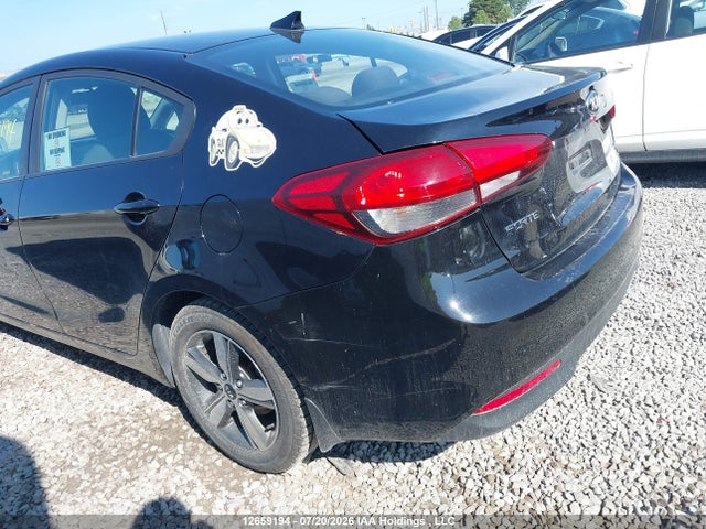 KIA Forte 2018 3KPFL4A77JE185922 Image 18