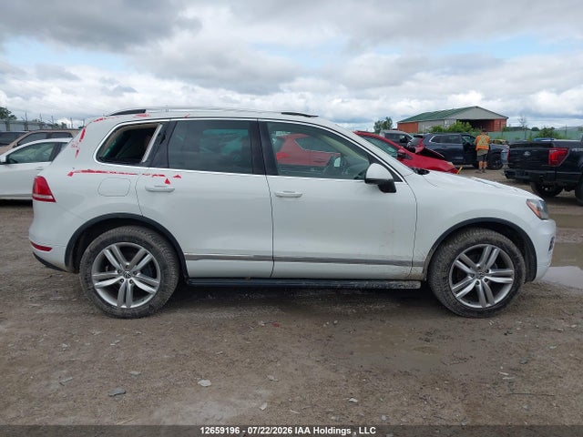 Продажа на аукционе авто 2013 Volkswagen Touareg, vin: WVGEP9BP6DD011482, номер лота: 12659196