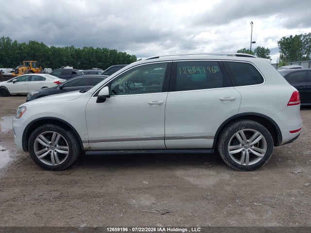 Продажа на аукционе авто 2013 Volkswagen Touareg, vin: WVGEP9BP6DD011482, номер лота: 12659196