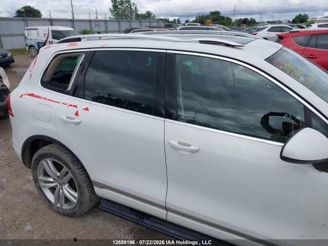 Продажа на аукционе авто 2013 Volkswagen Touareg, vin: WVGEP9BP6DD011482, номер лота: 12659196