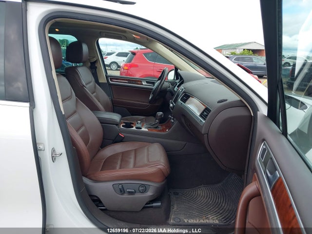 Продажа на аукционе авто 2013 Volkswagen Touareg, vin: WVGEP9BP6DD011482, номер лота: 12659196