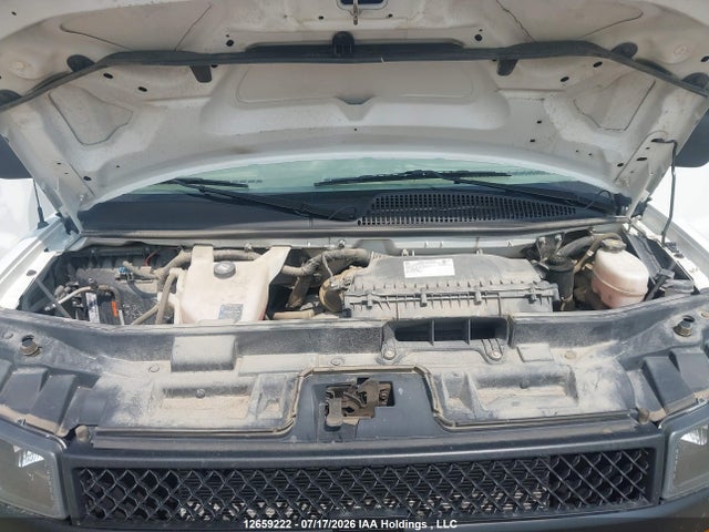 Chevrolet Express G2500 2022 1GCWGBFP6N1264444 Image 10