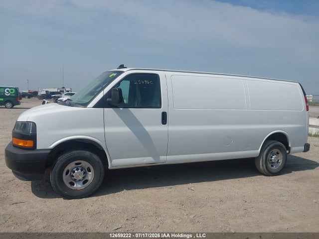Chevrolet Express G2500 2022 1GCWGBFP6N1264444 Image 14