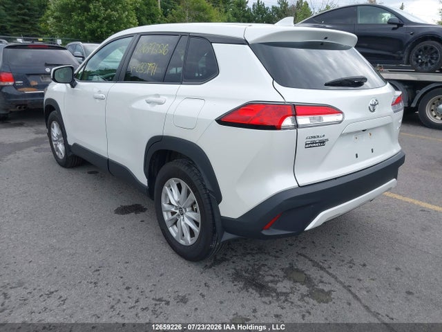 Toyota Corolla Cross Le 2022 7MUCAABG5NV033791 Image 3