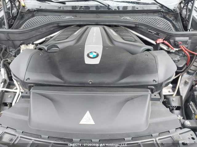 BMW X5 50i 2014 5UXKR6C58E0C02666 Image 10
