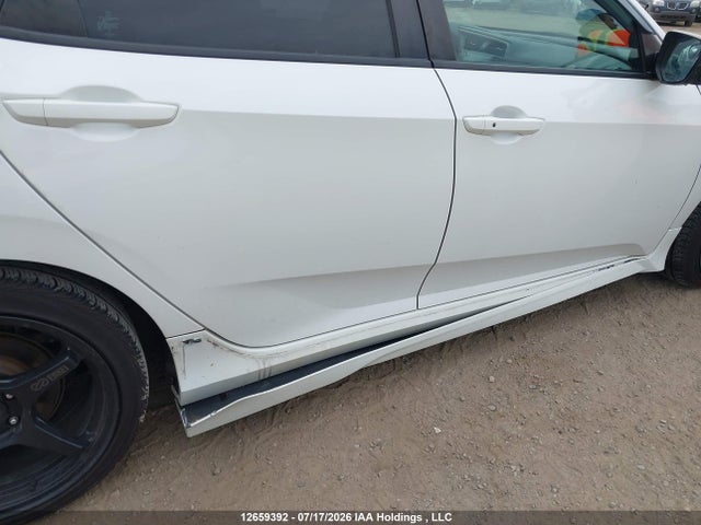 2018 Honda Civic Si Si მანქანა იყიდება აუქციონზე, vin: 2HGFC1E56JH200617, აუქციონის ნომერი: 12659392