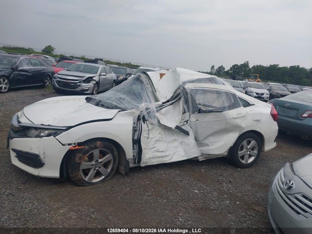 Honda Civic Lx 2018 2HGFC2F53JH006776 Image 15