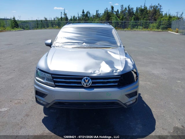 2020 Volkswagen Tiguan Comfortline/iq Drive მანქანა იყიდება აუქციონზე, vin: 3VV2B7AX5LM161079, აუქციონის ნომერი: 12659421