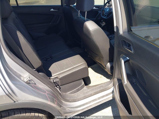 2020 Volkswagen Tiguan Comfortline/iq Drive მანქანა იყიდება აუქციონზე, vin: 3VV2B7AX5LM161079, აუქციონის ნომერი: 12659421