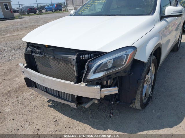 WDCTG4GB9JJ527175 Mercedes-Benz Gla 250 4matic